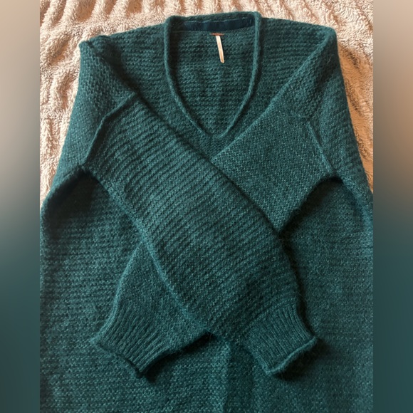 Free People Teal Alpaca Blend V-Neck Oversized Knit Sweater Medium - Picture 4 of 9